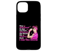 Cinta rosa con texto en inglés "I'm The Storm Strong Women Breast Cancer Warrior" Carcasa para iPhone 15 Plus