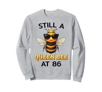 Cita divertida de «Todavía una abeja reina cumple 86 años» para mujer Sudadera