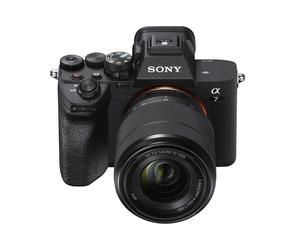 Cαmara Sony Alpha 7 IV de fotograma completo sin espejo con lentes intercambiables y kit de lentes con zoom de 28-70 mm