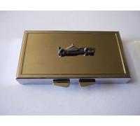Coche de carreras w25 hecho de peltre inglés fino en una caja de pastillas de 7 días publicada por nosotros regalos para todos los 2016 de DERBYSHIRE UK