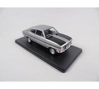 - Coche en Miniatura reproducido a Escala 1/24 Compatible con Opel Kadett B Rallye 1967 - PTVQ25