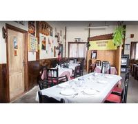 Cocina tradicional canaria con media de vino para 4 personas