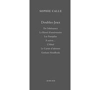 Coffret en 7 volumes : Tome 1, De l'obéissance ; Tome 2, Le rituel d'anniversaire ; Tome 3, Les panoplies ; Tome 4, A suivre... ; Tome 5 ; L'hôtel ; ... carnet d'adresses ; Tome 7, Gotham Handbook