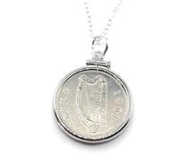 Colgante de cincha maciza de 1961 de la suerte irlandesa de seis peniques para cumpleaños número 64 más una cadena de plata de ley de 45,7 cm