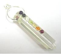 Colgante de cuarzo transparente con piedras preciosas chakras para hombres y mujeres