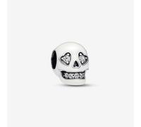 Pandora Moments Dije con diseño de calavera de plata de ley con circonita cúbica transparente y esmalte blanco que brilla en la oscuridad