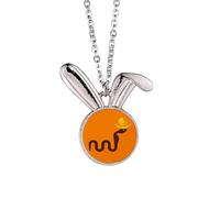 Collar con colgante de conejo con diseño de cobras del antiguo Egipto