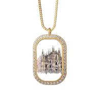 Collar con colgante de la catedral de Milán en Milán, Italia, con diamantes y cristales, joyería dorada