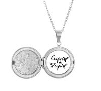 Collar con medallón con texto en inglés «Cupid Is Quote»