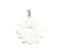 Collar de chakras en forma de corazón en plata de ley 925. Pequeño dije de yoga. Pequeño colgante de yogui para regalar. Joyería zen sencilla y delicada para uso diario. Con cadena de 45 cm. Bañado