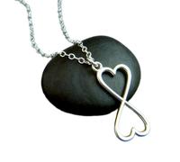 Collar de corazón infinito de plata de ley 925. Doble corazón. Colgante pequeño de dos piezas. Día de San Valentín. Joyería pequeña y delicada | con cadena de 45 cm | chapado en plata | LK_PNK_02824