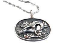 Collar de plata de ley 925 con calavera de cuervo pequeña y flor, pájaro, ojos ahuecados, amuleto de Halloween, anatomía animal anatómica, joyería gótica macabra|Cadena de 45 cm|Chapado en plata|_2897