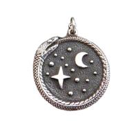 Collar de serpiente ouroboros con luna y estrella en plata de ley 925. Serpiente pequeña. Cola mordedora. Amuleto místico de Halloween. Vida eterna infinita. Cadena de 45 cm. Chapado en plata. _3141