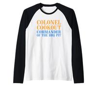Colonel Cookout Commander Of The BBQ Pit Barbacoa ahumador Camiseta Manga Raglan