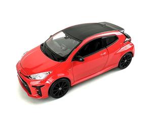 COLORBABY Burago Maqueta Coche Toyota GR Yaris, Escala 1:24, Diseño aerodinámico en Rojo o Blanco, Fabricado en Die-Cast Metal, Puertas de Apertura Manual, Interior detallado (78126)