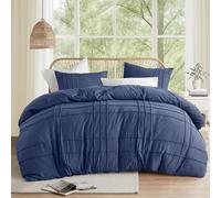 Comfort Spaces Juego de edredón tamaño California King color azul marino, juego de cama plisado de 3 piezas, ligero para todas las estaciones, juego de cama de microfibra prelavada extra suave, fundas