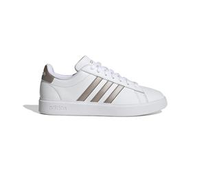 Cómodas zapatillas cortas para mujer adidas Grand Court Cloudfoam 38