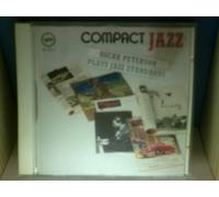 Compact Jazz: Oscar Peterson Plays Jazz Standards by Oscar Peterson