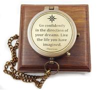 Compás antiguo de latón con grabado "Go Confidently in The Direction of Your Dreams" - Brújula de regalo con caja de madera - Regalo de motivación y graduación