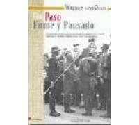 con paso firme y pausado
