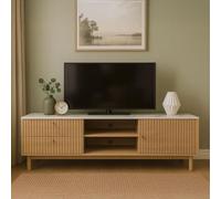 CONCEPTO FÁBRICA | Mueble TV 150 cm TRIX | Madera ranurada y bandeja efecto mármol blanco | 2 cajones, 2 nichos, 1 armario | Asas de metal dorado | Pasacables | Estilo contemporáneo delgado y elegante