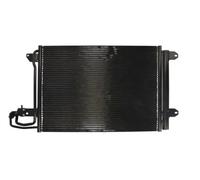 Condensador del aire acondicionado KTT110024 THERMOTEC para SEAT VW SKODA AUDI