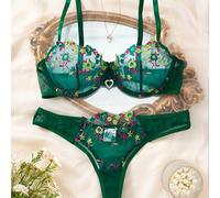 Conjunto de de malla verde estilo francés con bordado floral pequeño, lencería y bragas push-up semitransparentes, un conjunto de lencería romántico y divertido