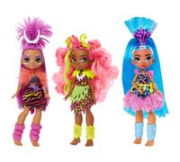 Conjunto de primeros amigos de Tella Roaralai y Fernessa en Cave Club