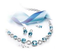 Conjunto PLATINUM BLUE: 2 joyas para mujer bañadas Platino de Ley con 9 cristales de Swarovski color aguamarina y 104 cristales de Swarovski® transparentes. Gargantilla + Pendientes. Ideal para REGALO
