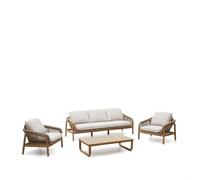 Conjunto Vellana compuesto por un sofá de 3 plazas, 2 sillones y una mesa de centro de madera maciza.
