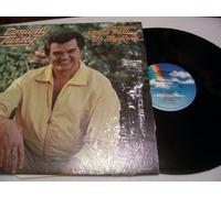 CONWAY TWITTY - georgia keeps pulling on my ring LP