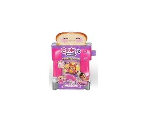 Cookeez Makery - Toast Treatz, Peluches en Forma de Tostadas Mágicas, Consigue 1 de 6 Peluches Diferentes, Cada Tostada Tiene un Olor Agradable Diferente, Niños de 5 años+, Famosa (CKE01000)