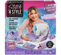 Cool Maker , Máquina de Coser Stitch ‘N Style, juguete de máquina de coser ya enhebrada con tela y estampados que se transfieren con agua, juguetes artísticos y de manualidades para niñas