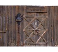 CORFOTO Tela 2.7x1.8m Fondo Puerta de Madera Cantina Western Rústica con Madera Desgastada y Campana Vintage para Fotos de Fiesta Temática Far West