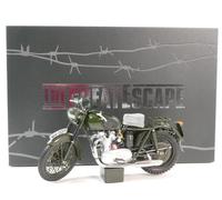 Corgi Triumph TR6 Trophy La Gran Escape Steve McQueen 1/12 CC08501