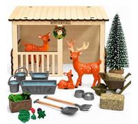 COUOCRE Juego completo de gnomos navideños, accesorios con establo de renos, 3 renos, establo de madera, pesebre de heno, carretilla y accesorios en miniatura para puerta de amigo invisible