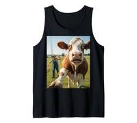 Cow Selfie Running Away from Farmer Humor Country Funny Life Camiseta sin Mangas