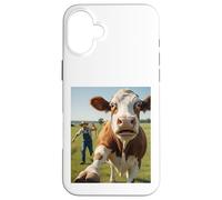 Cow Selfie Running Away from Farmer Humor Country Funny Life Carcasa para iPhone 16 Plus