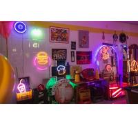 Crea tu propia sesión de fotos o contenido en Pekku Studio estudio fotográfico durante 1 hora