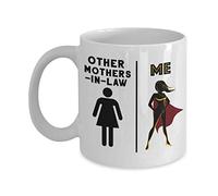 Creator's Cove Taza de café con texto en inglés "To my future mother in law" de nuera, tazas de café de superhéroe, taza de regalo para mamá, yerno, taza de superhéroe, taza de café con texto en