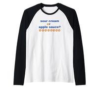 Crema Agria Hanukkah Latke o Salsa de Manzana Camiseta Manga Raglan