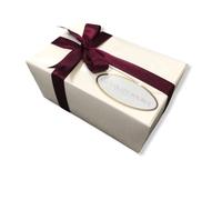 Cremas de fondant rosa y violeta en caja de oro 400g