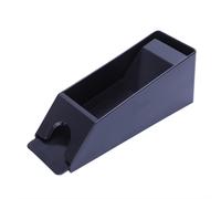 Crupier profesional de p?ker de bacar? Texas Hold'em Deluxe con crupier negro