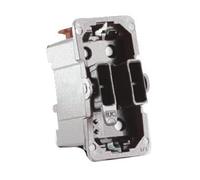 Cruzamiento universal con características técnicas de alta durabilidad, adecuado para instalaciones eléctricas y redes de conexiones.