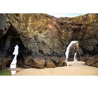 Cuadro de aluminio compuesto de 100 x 60 cm: Arcos rocosos naturales en la playa de las Catedrales, Playa de las Catedrales en Ribadeo, Galicia, España (216959360)