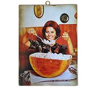Cuadro de estilo vintage con actores italianos famosos en la cocina con mozzarelle Sophia Loren. Impresión sobre madera para decoración de restaurantes, pizzerías, bares, hoteles