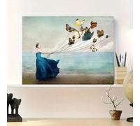 Cuadro decorativo de pared con imagen de una mujer moderna y mariposas en la playa, con temática oceánica. Obra de arte surrealista para sala de estar (30x54cm/Sin marco).