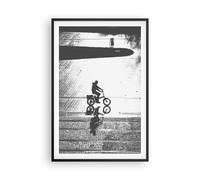 Cuadro Poster de Pared 61x91cm Marco Blanco Y Negro Ciclista Soledad Wall Art