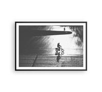 Cuadro Poster de Pared 91x61cm Póster Marco Blanco Y Negro Ciclista Soledad Art
