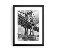 Cuadro Póster Marco Negro 30x40 cm Arquitectura Blanco y Negro - 4156 - P2B | Manhattan Puente Y Moderno Vertical Cuadros de Pared Decoración Cuadro Decorativo Salón Dormitorio Cocina Lámina ARTTOR